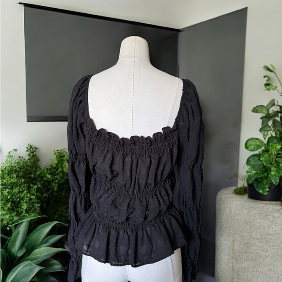 Mele e Pere  Black Puff Long Sleeve  Blouse - Picture 4 of 4